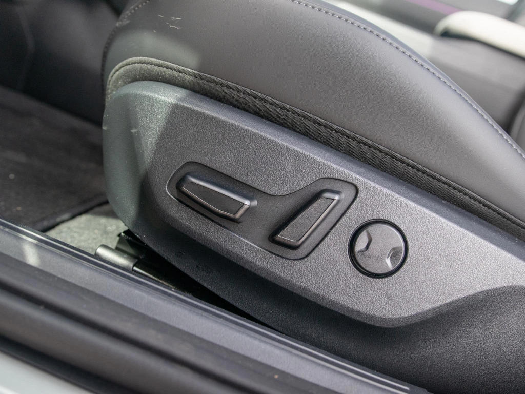 Kia EV4 – foto 12