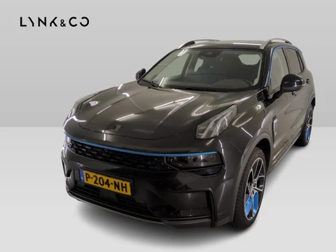 Lynk & Co 01 1.5 262pk Plug-in Adapt.Cruise Pano.dak Carplay Black Magic