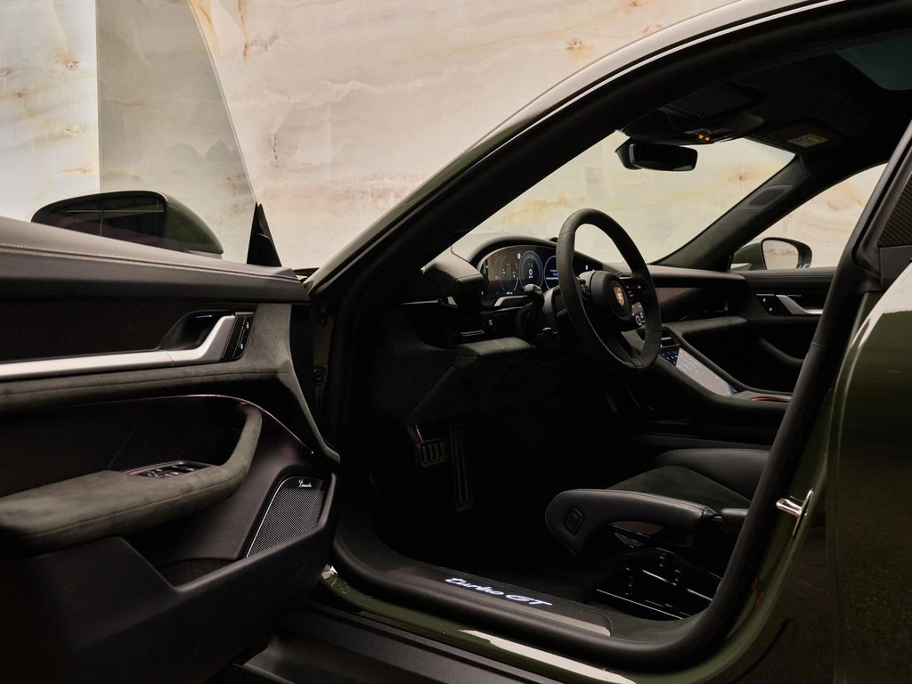 Porsche Taycan – foto 11