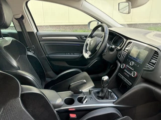 Renault Mégane Estate – thumbnail 25