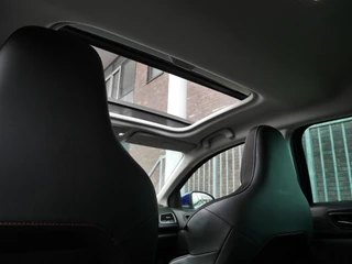 Renault Megane E-Tech – thumbnail 10