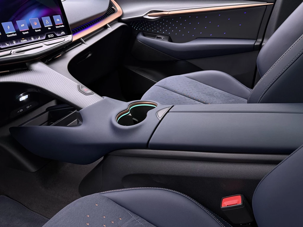 CUPRA Tavascan – foto 38