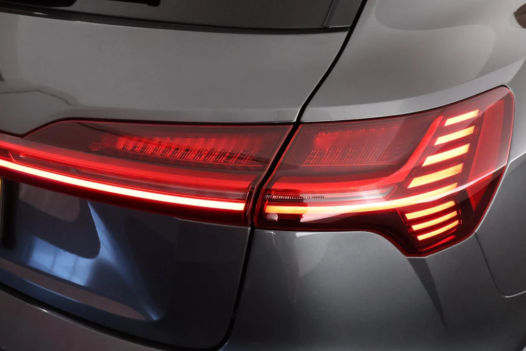 Audi e-tron – foto 35
