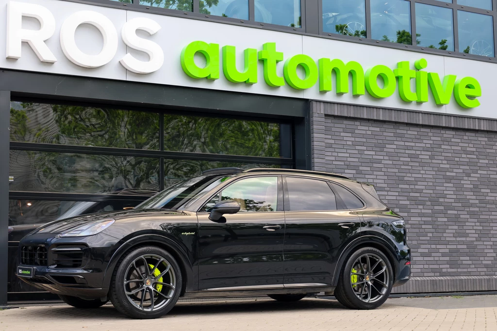 Porsche Cayenne – foto 2