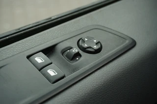Opel Vivaro – thumbnail 22