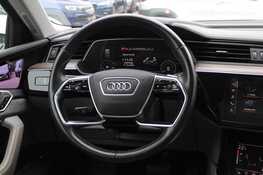 Audi e-tron – foto 16