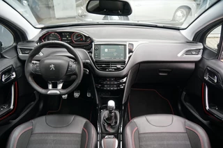 Peugeot 2008 – thumbnail 8