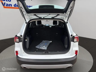 Ford Kuga – thumbnail 31