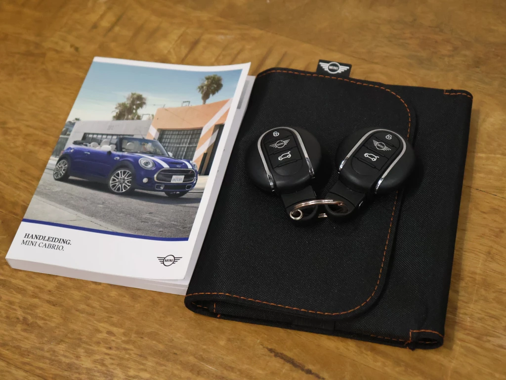 MINI Cooper Cabrio – foto 23