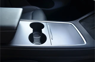 Tesla Model Y – thumbnail 9