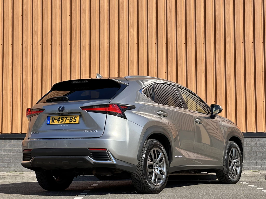 Lexus NX – foto 4