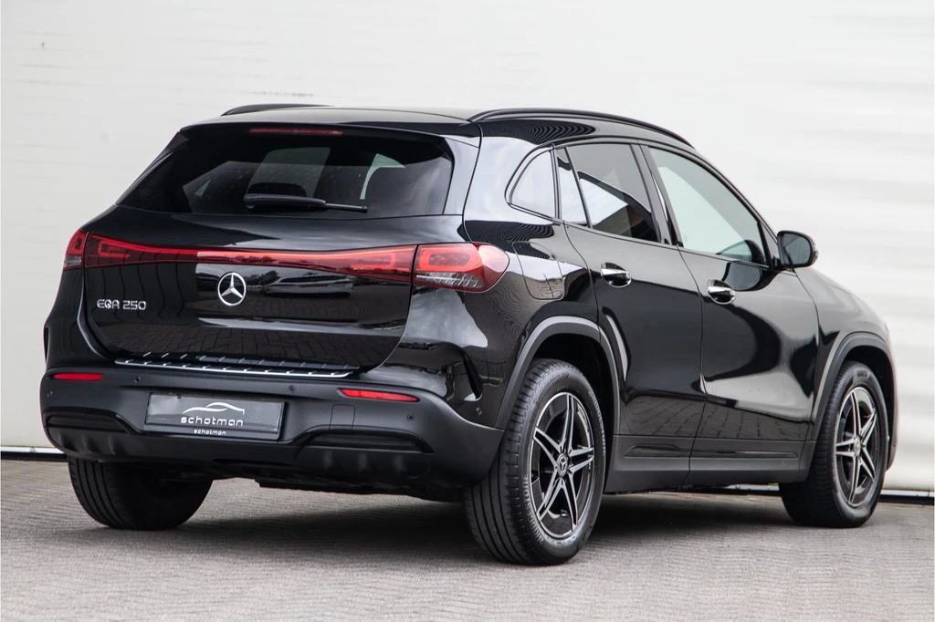 Mercedes-Benz EQA – foto 6