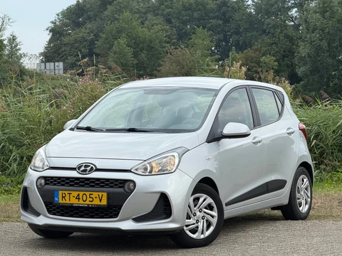 Hyundai I10 1.0i Comfort - Sleek Silver - Airco/Cruise/Trekhaak - Superrrrrnetjes