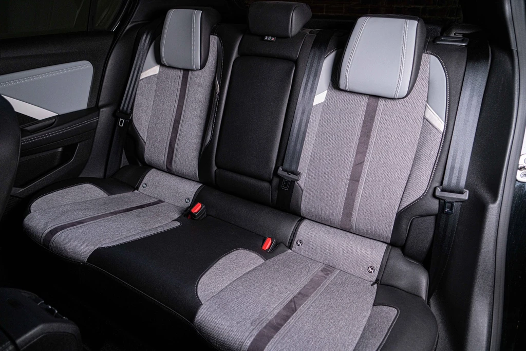 Opel Astra – foto 21