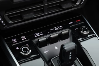 Porsche 911 – thumbnail 36