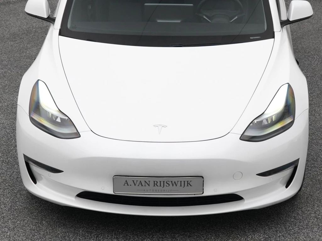 Tesla Model 3 – foto 17
