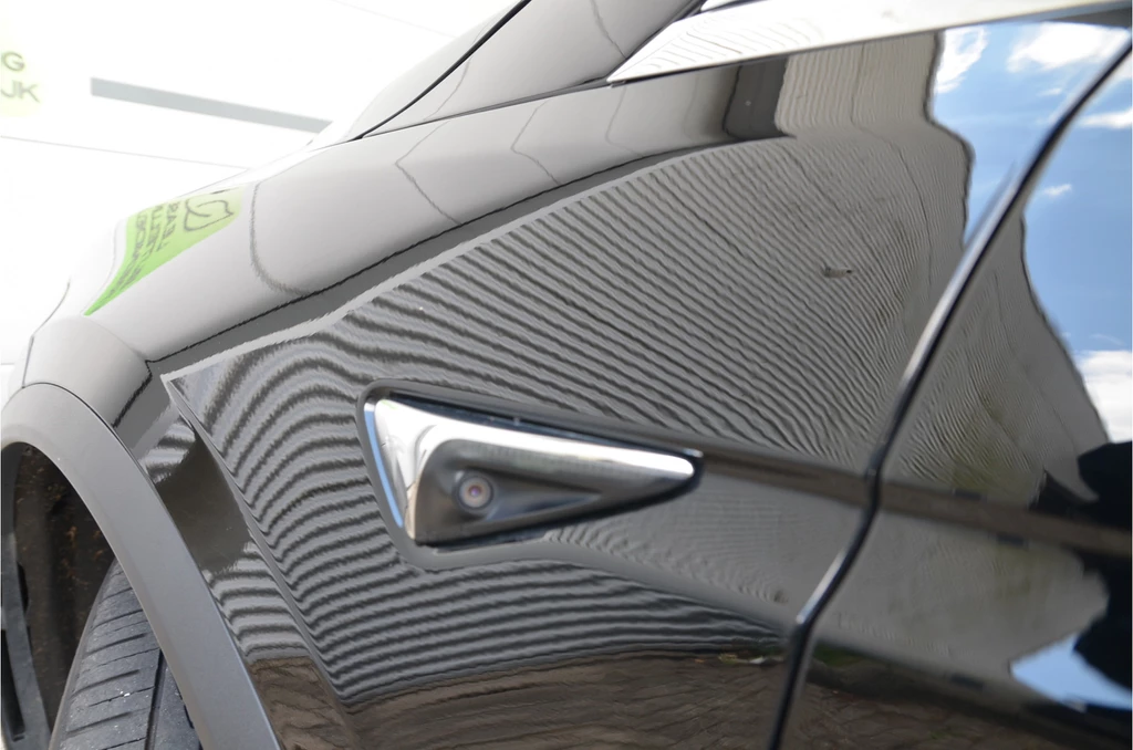 Tesla Model X – foto 30