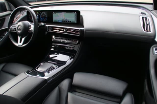 Mercedes-Benz EQC – thumbnail 12