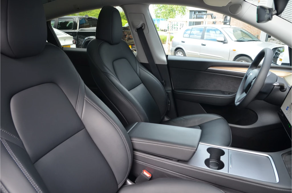 Tesla Model Y – foto 6
