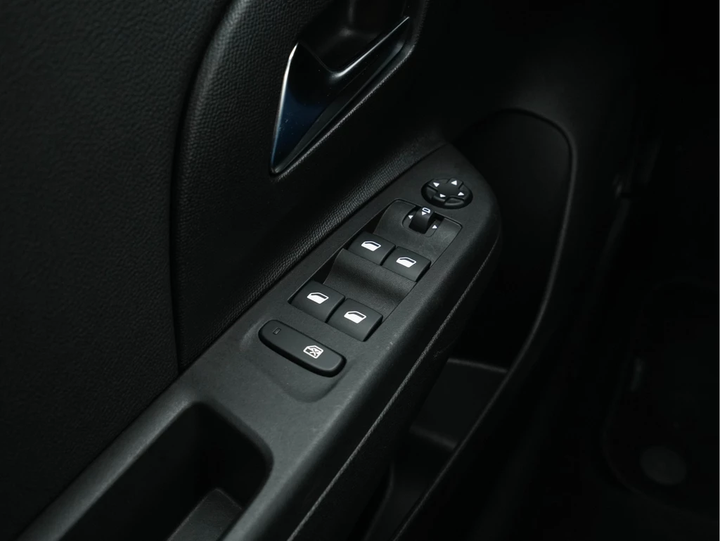 Opel Corsa-e – foto 22