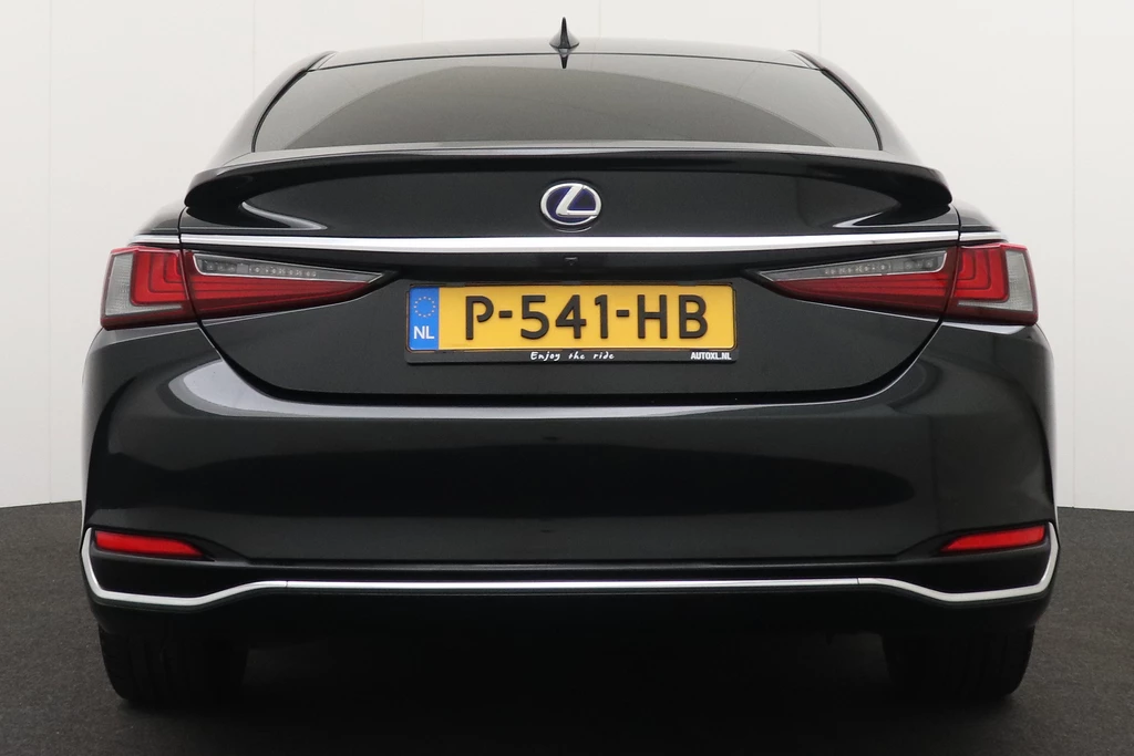 Lexus ES – foto 3