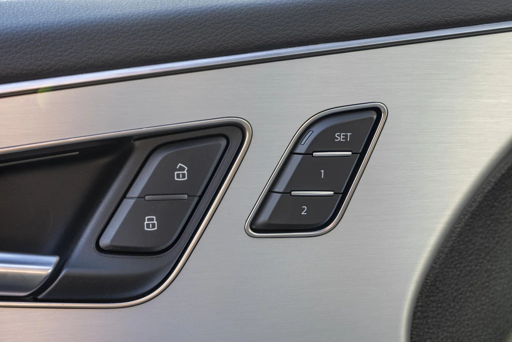 Audi Q8 – foto 8