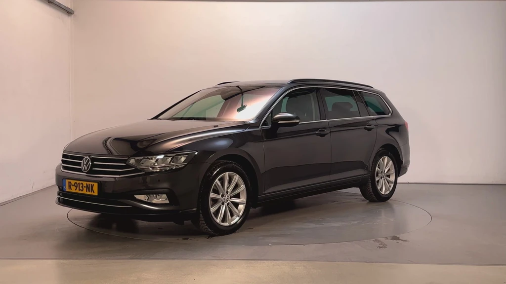 Volkswagen Passat – foto 1