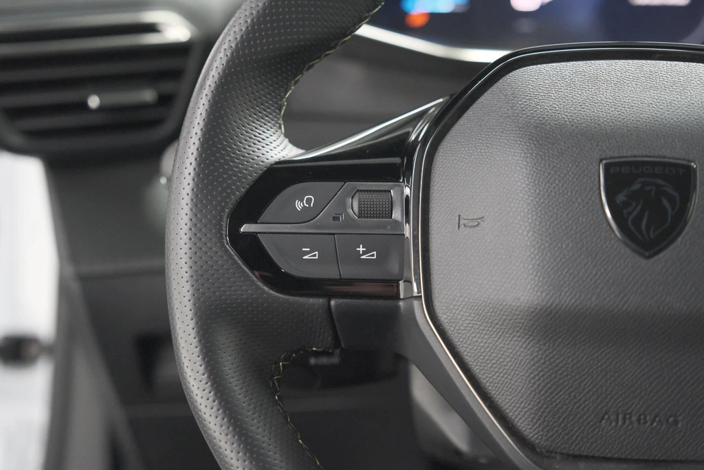 Peugeot e-2008 – foto 45