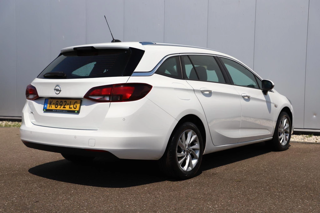 Opel Astra – foto 2
