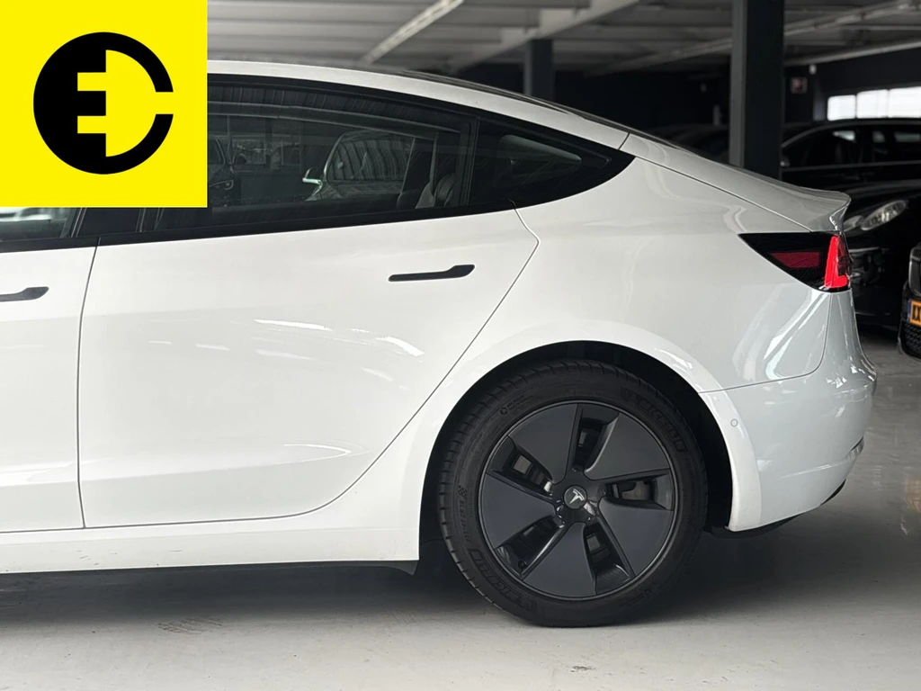 Tesla Model 3 – foto 18