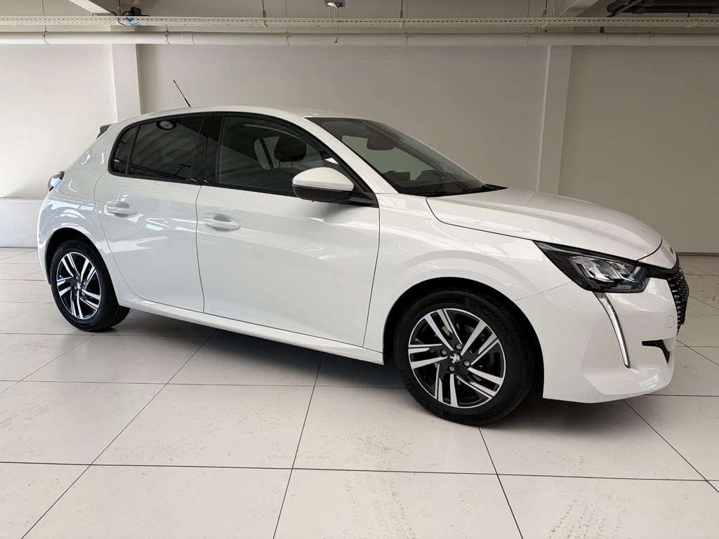 Peugeot 208 – foto 8