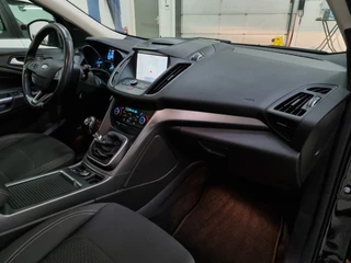 Ford Kuga – thumbnail 15