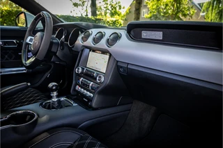 Ford Mustang – thumbnail 17