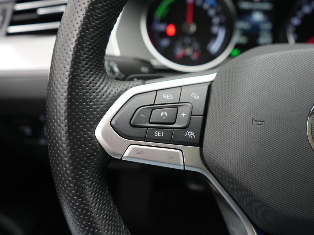 Volkswagen Passat – foto 15