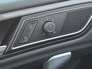 Volkswagen Golf Sportsvan – thumbnail 24