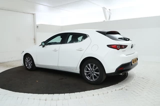 Mazda 3 – thumbnail 2