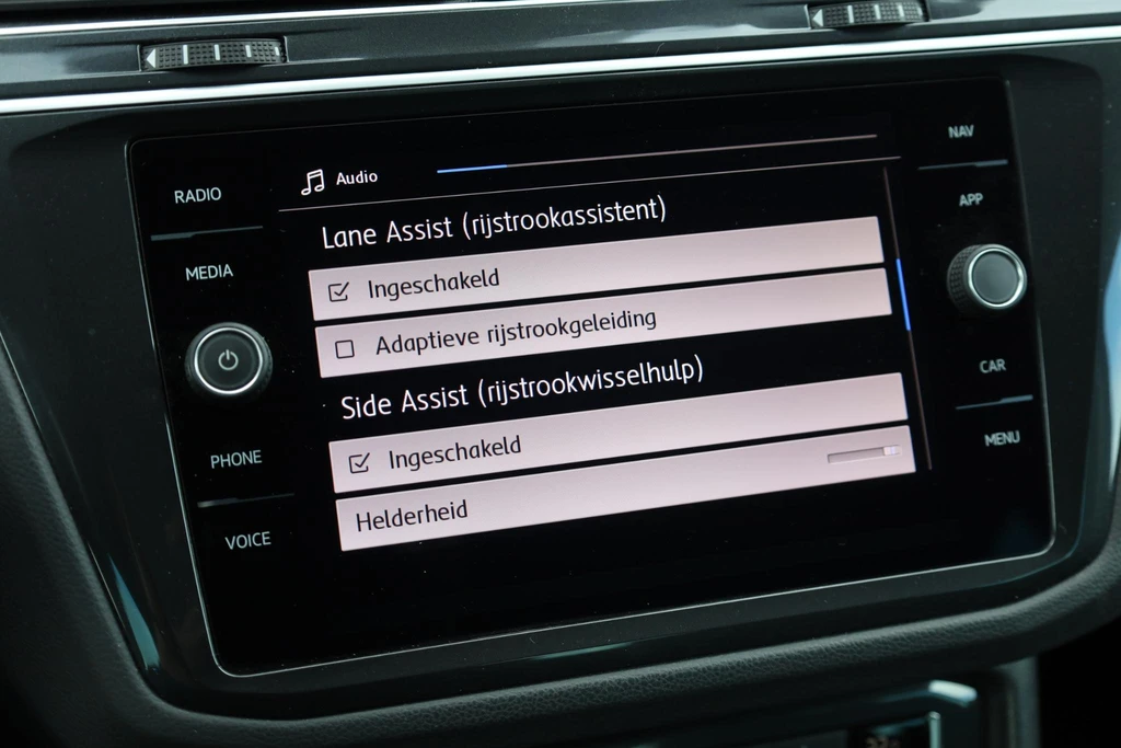 Volkswagen Tiguan – foto 28