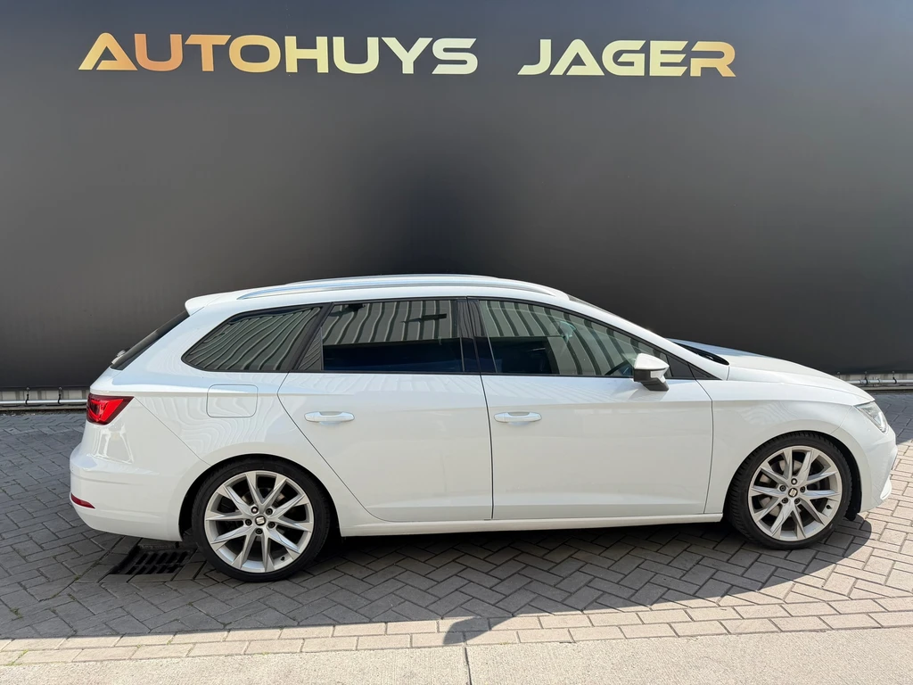 SEAT Leon – foto 7