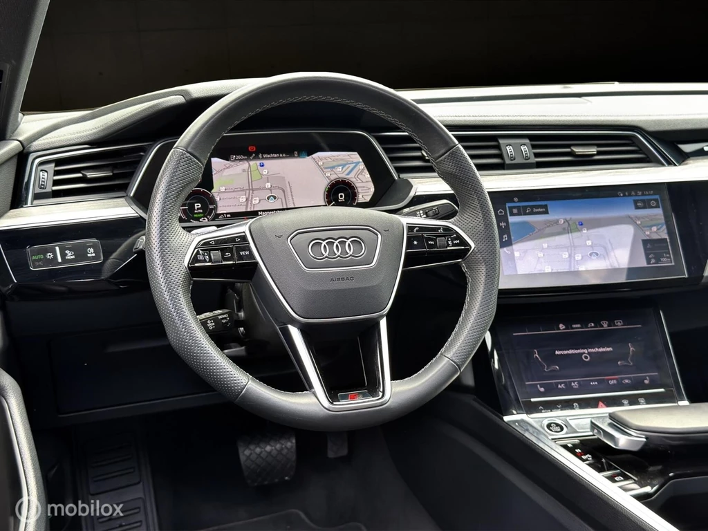 Audi e-tron – foto 15