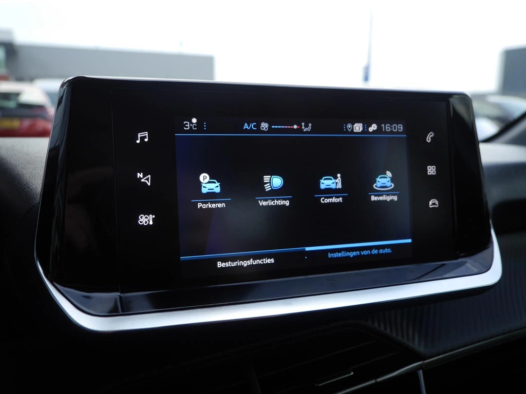 Peugeot 208 – foto 30