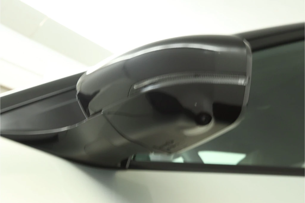 Kia EV4 – foto 15
