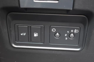 Land Rover Discovery Sport – thumbnail 13