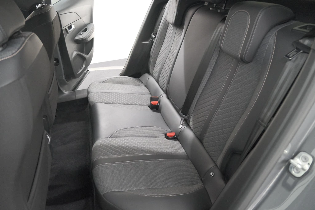 Peugeot e-2008 – foto 41