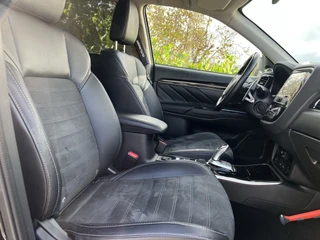 Mitsubishi Outlander – thumbnail 8