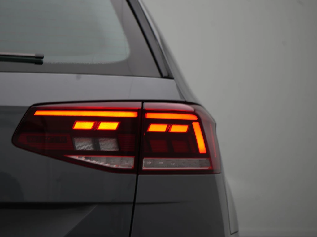 Volkswagen Passat – foto 55
