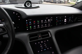 Porsche Taycan – thumbnail 21