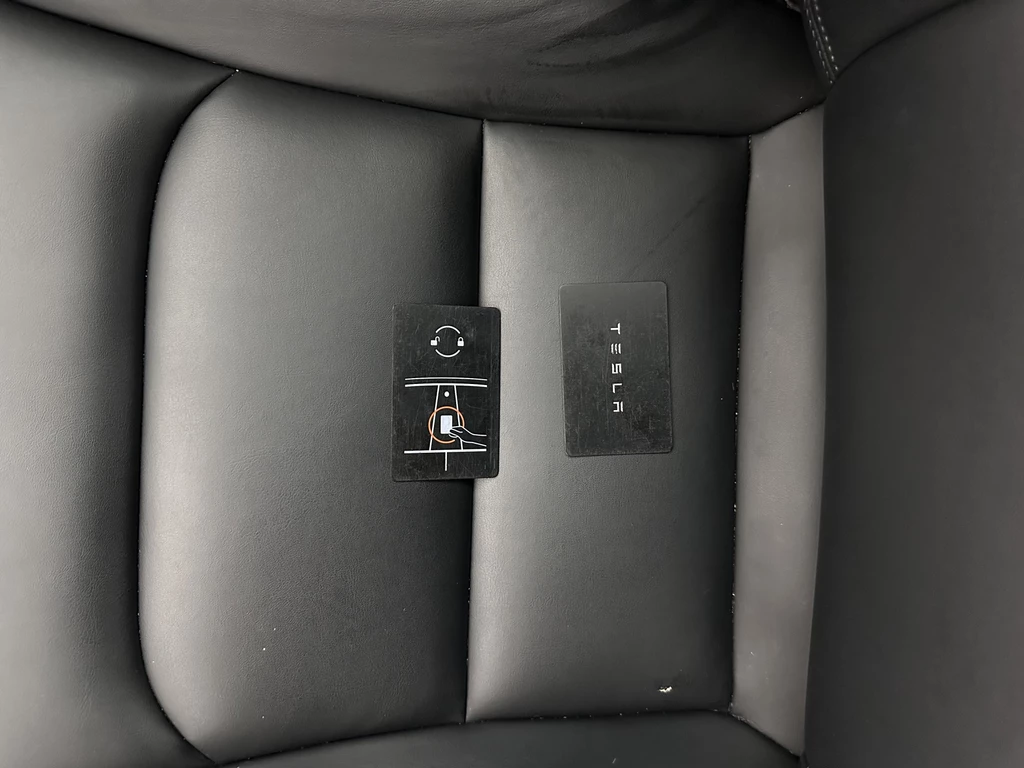 Tesla Model Y – foto 32