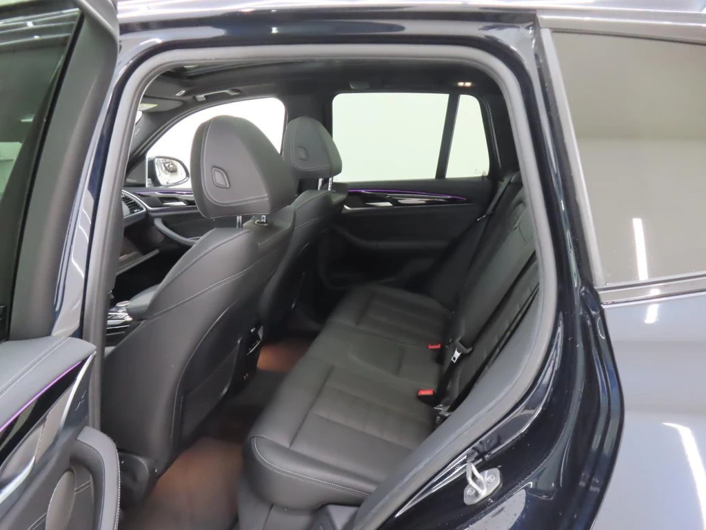 BMW iX3 – foto 8
