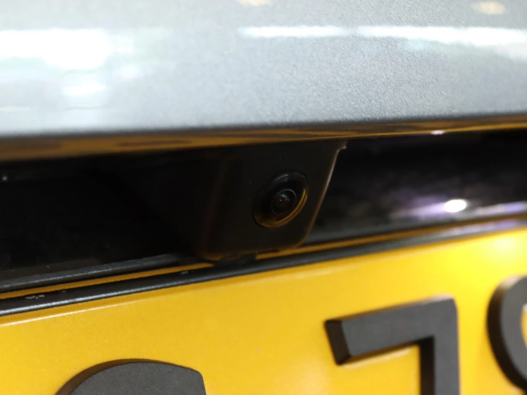 Peugeot 208 – foto 11