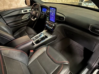 Ford Explorer – thumbnail 11